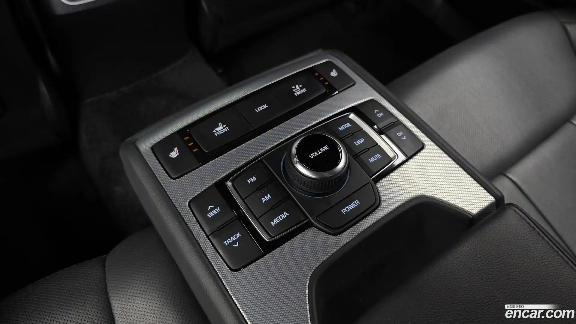 G80 Genesis 2018.2-OPTION-023