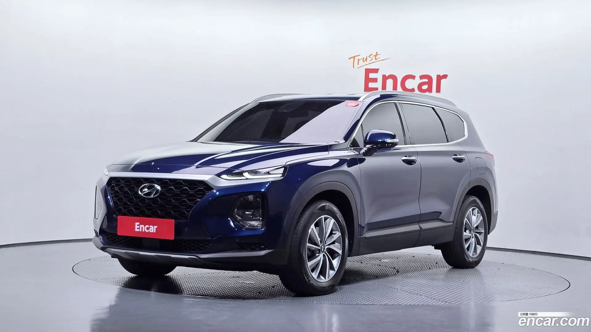 Main__Slider__Photo:Santafe Hyundai 2019.2-0