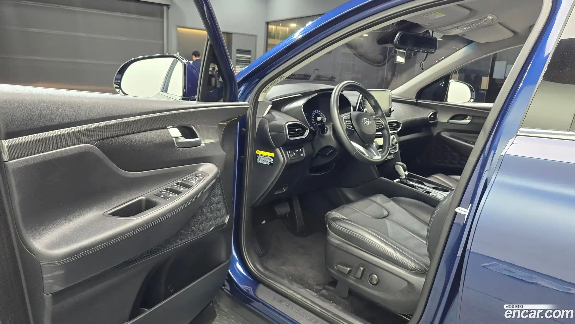 Santafe Hyundai 2019.2-INNER-010