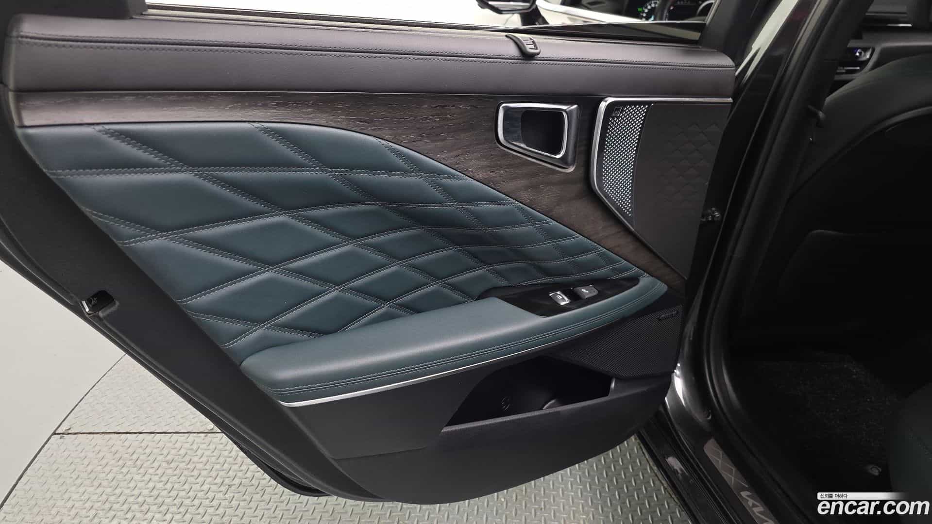 K8 Kia 2024.3-INNER-035