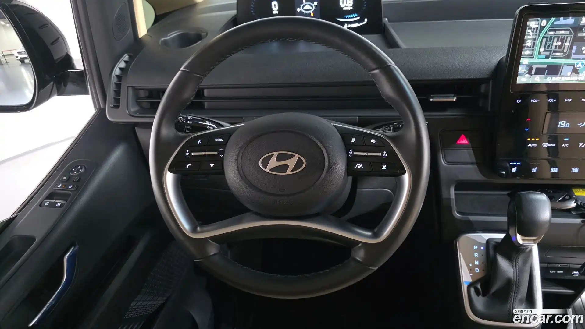 Staria Hyundai 2025.5-OPTION-016