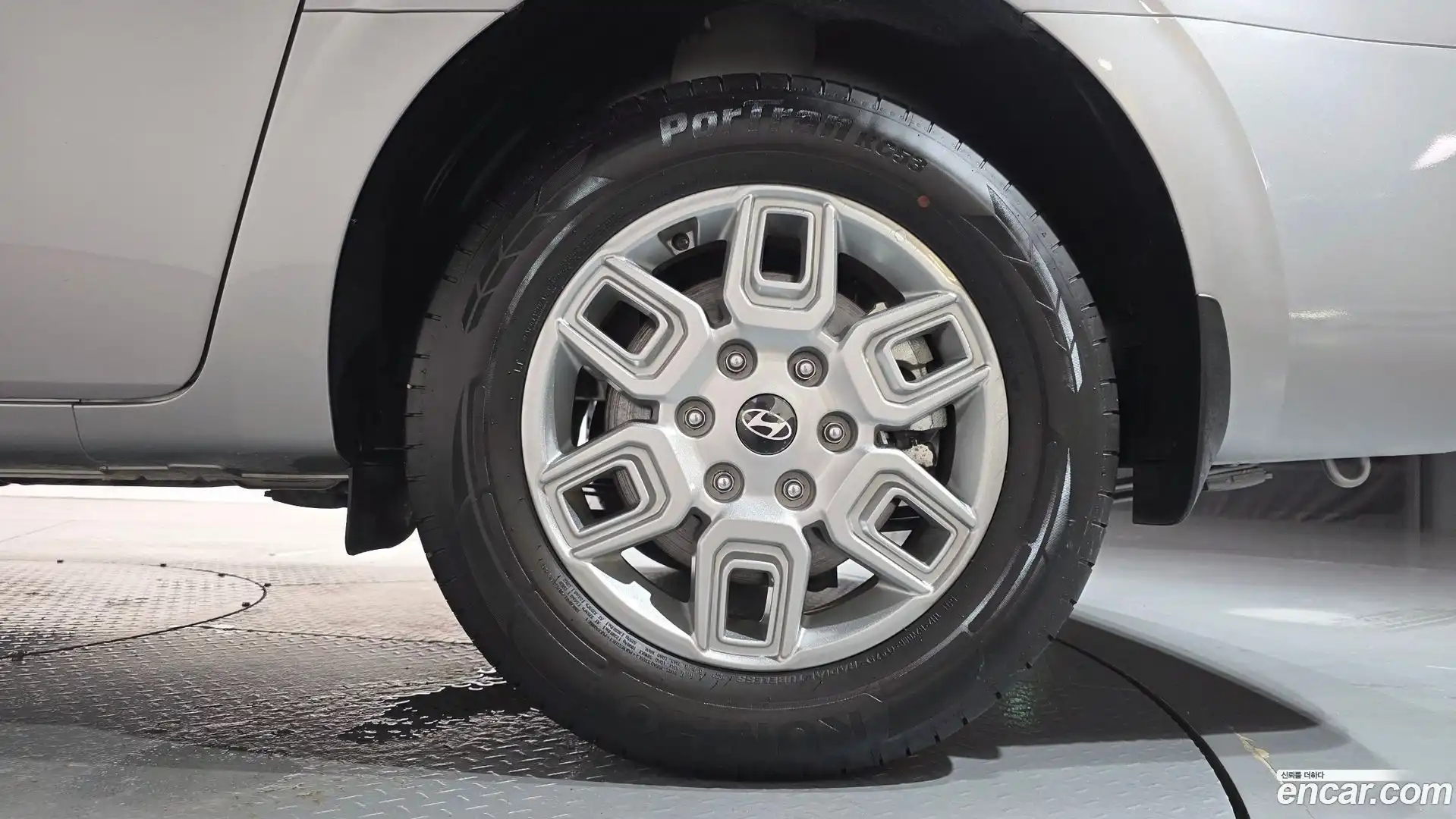 Staria Hyundai 2025.5-OUTER-031