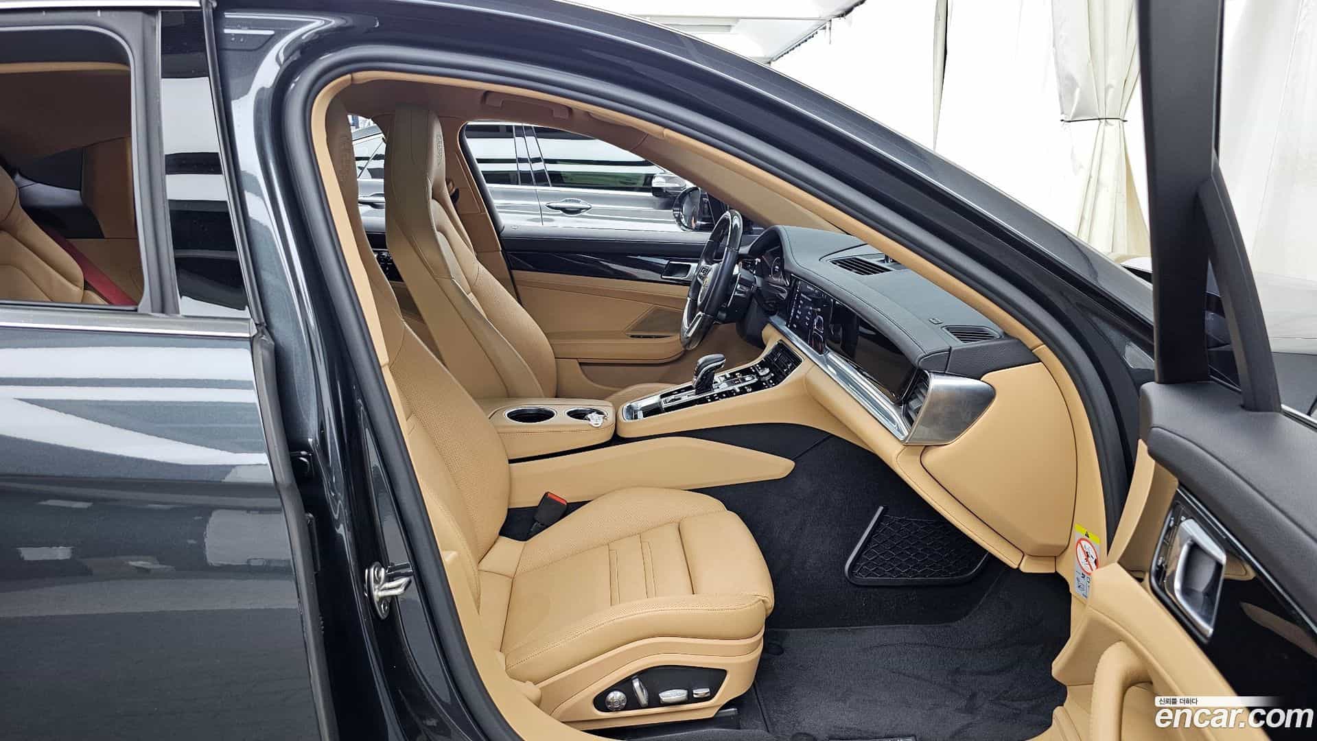 Panamera Porsche 2018.2-OPTION-015