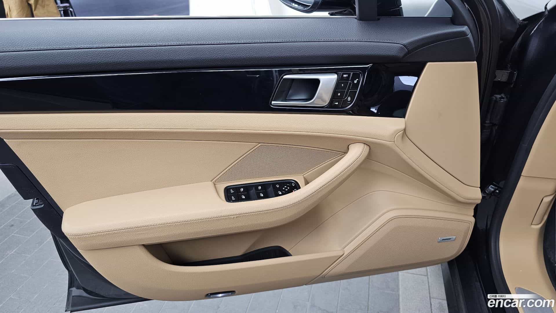 Panamera Porsche 2018.2-INNER-034