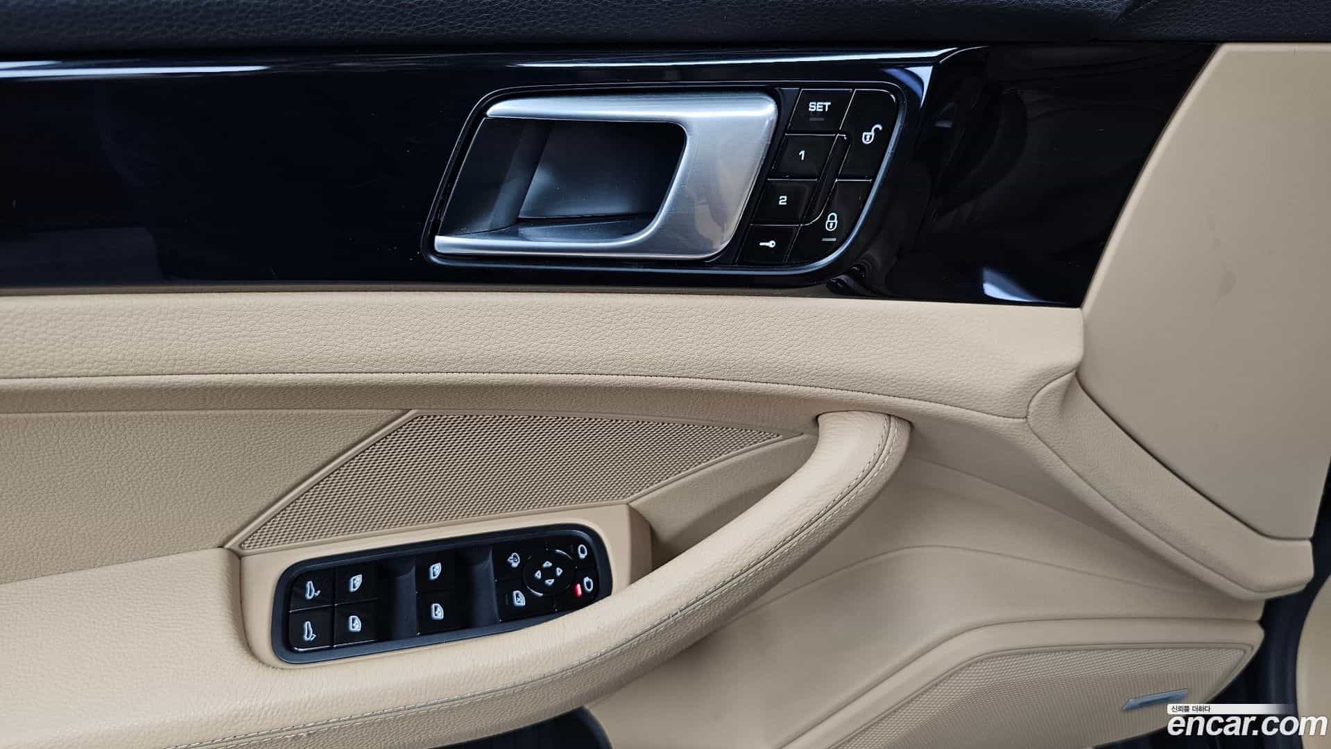 Panamera Porsche 2018.2-OPTION-049