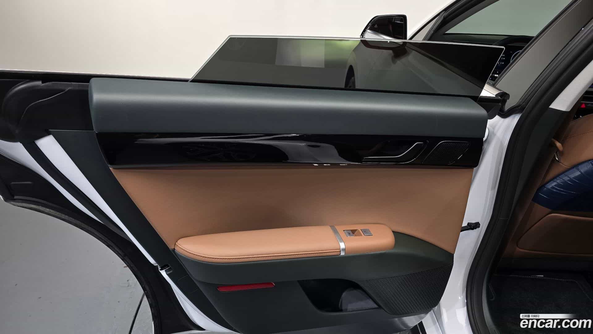 Grandeur Hyundai 2025.6-INNER-035