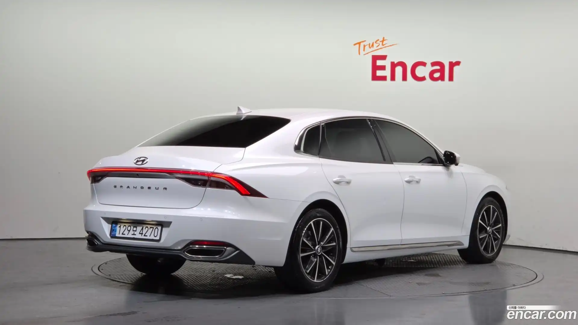 Grandeur Hyundai 2021.10-OUTER-002