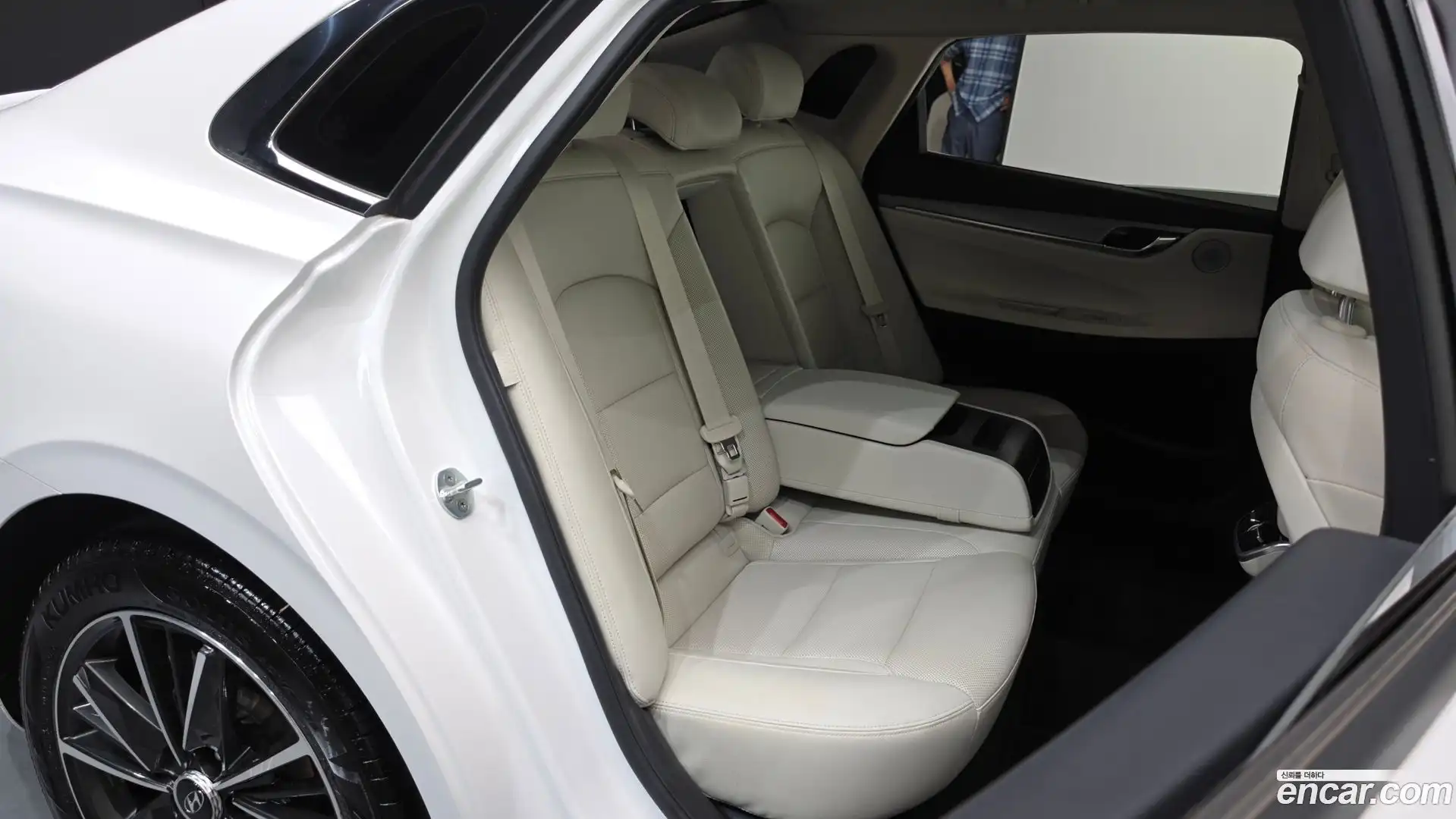 Grandeur Hyundai 2021.10-OPTION-016
