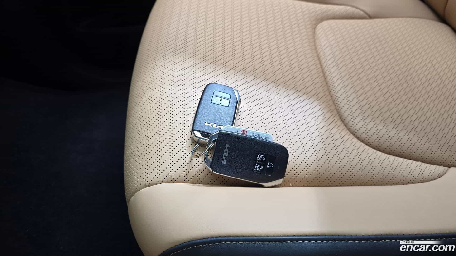 Canival Kia 2023.7-OPTION-019