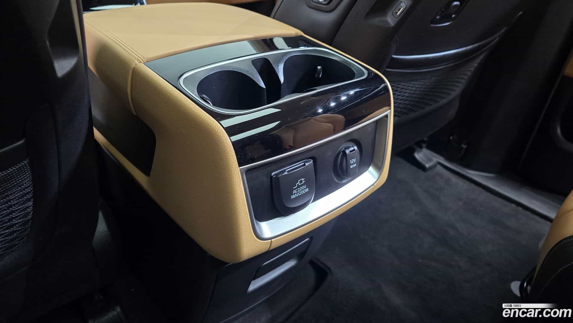 Canival Kia 2023.7-OPTION-047