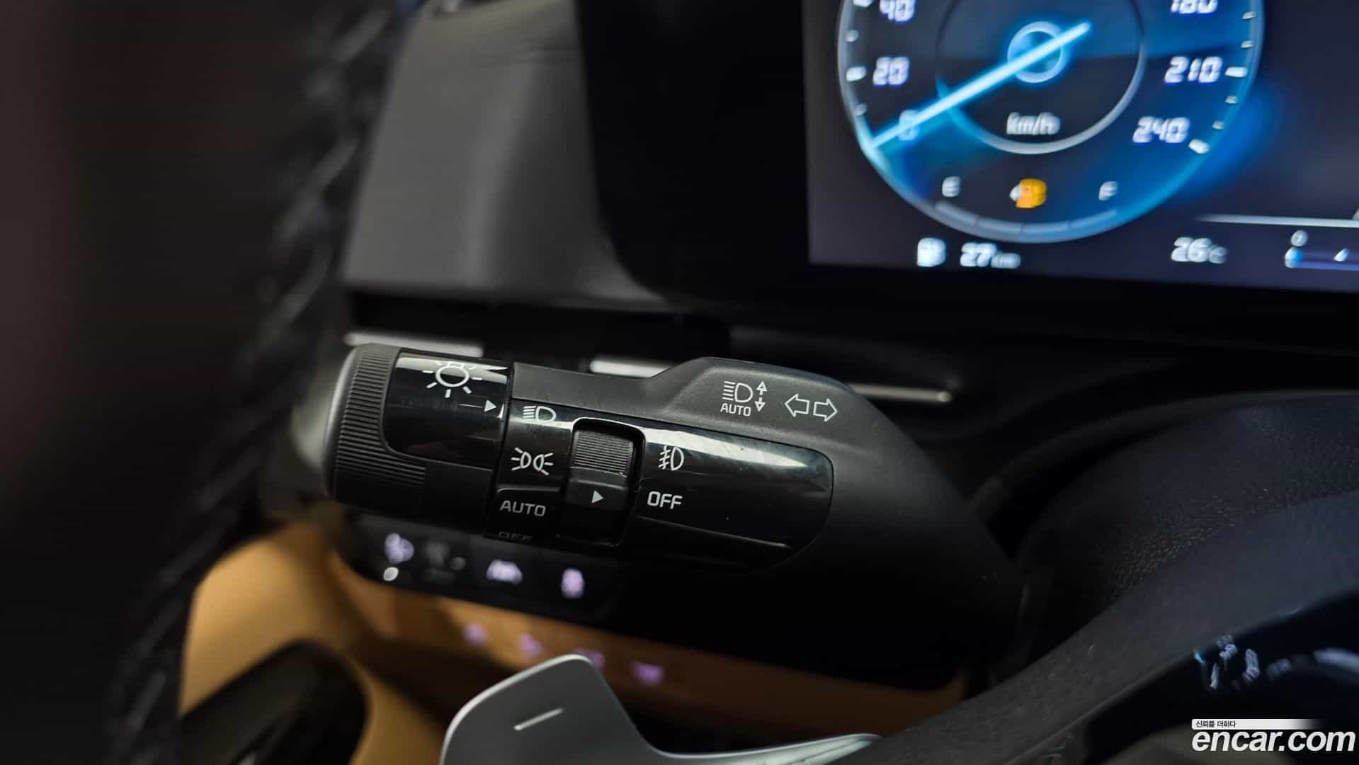 Canival Kia 2023.7-OPTION-052