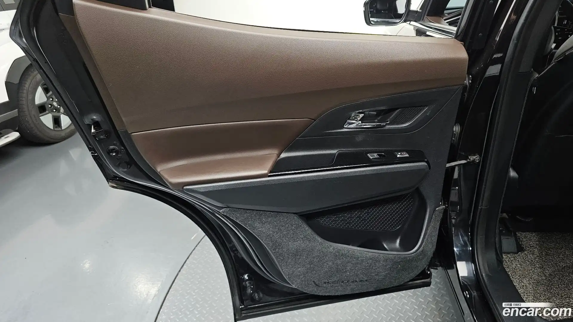 KORANDO KG Mobility 2021.1-INNER-035