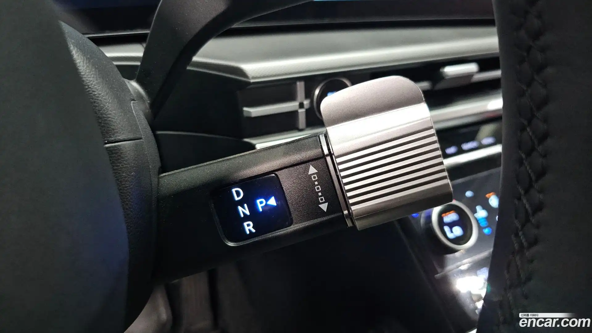 Santafe Hyundai 2023.11-INNER-009