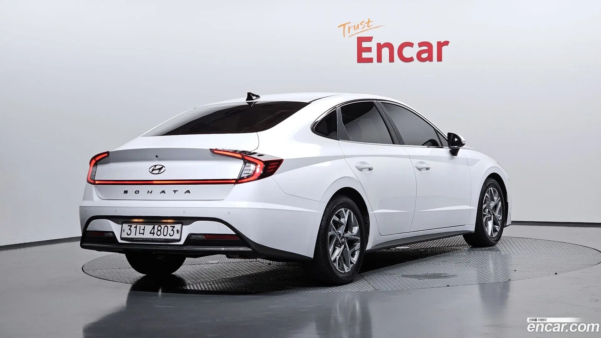 Main__Slider__Photo:Sonata Hyundai 2019.4-1