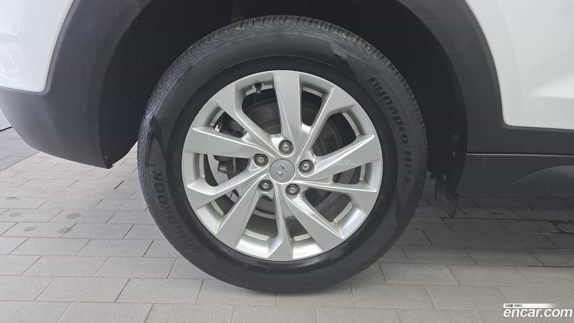 Tucson Hyundai 2020.5-OUTER-005