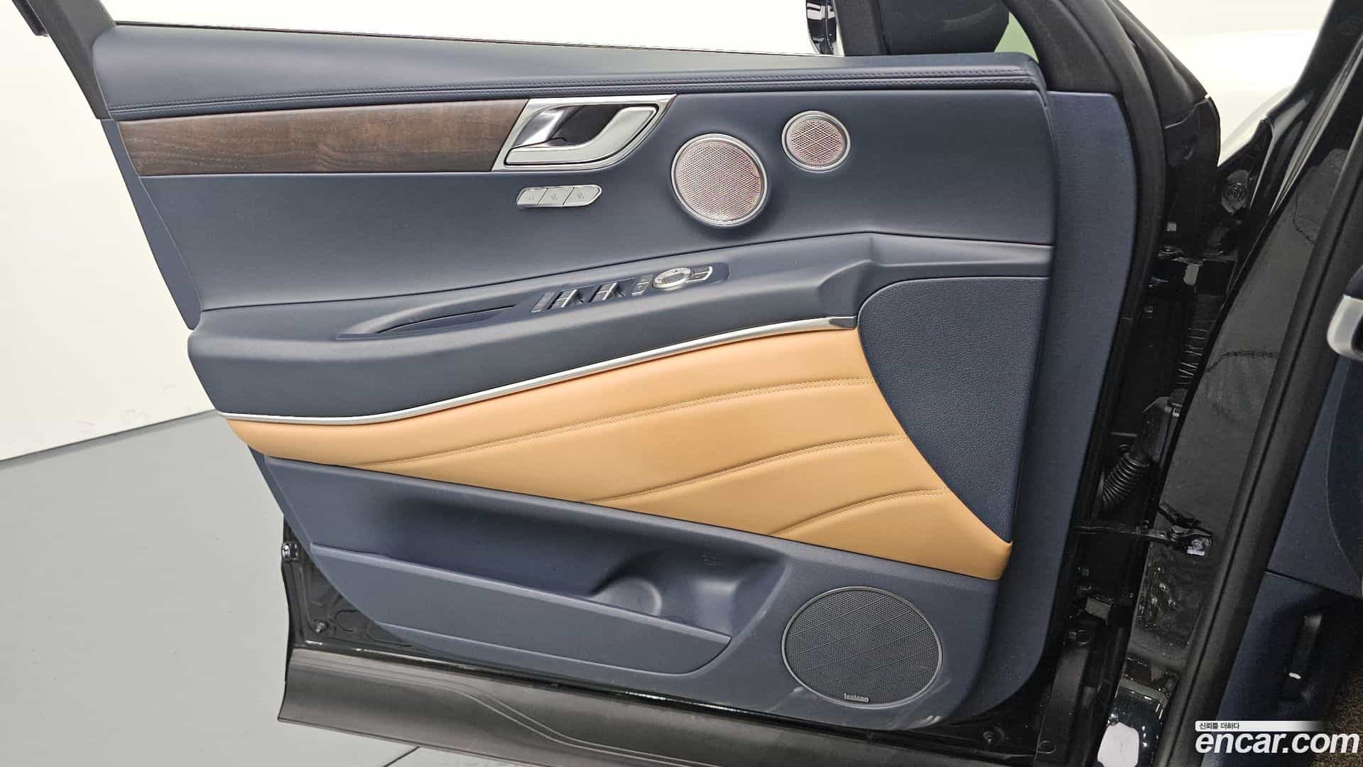 GV80 Genesis 2022.6-INNER-034