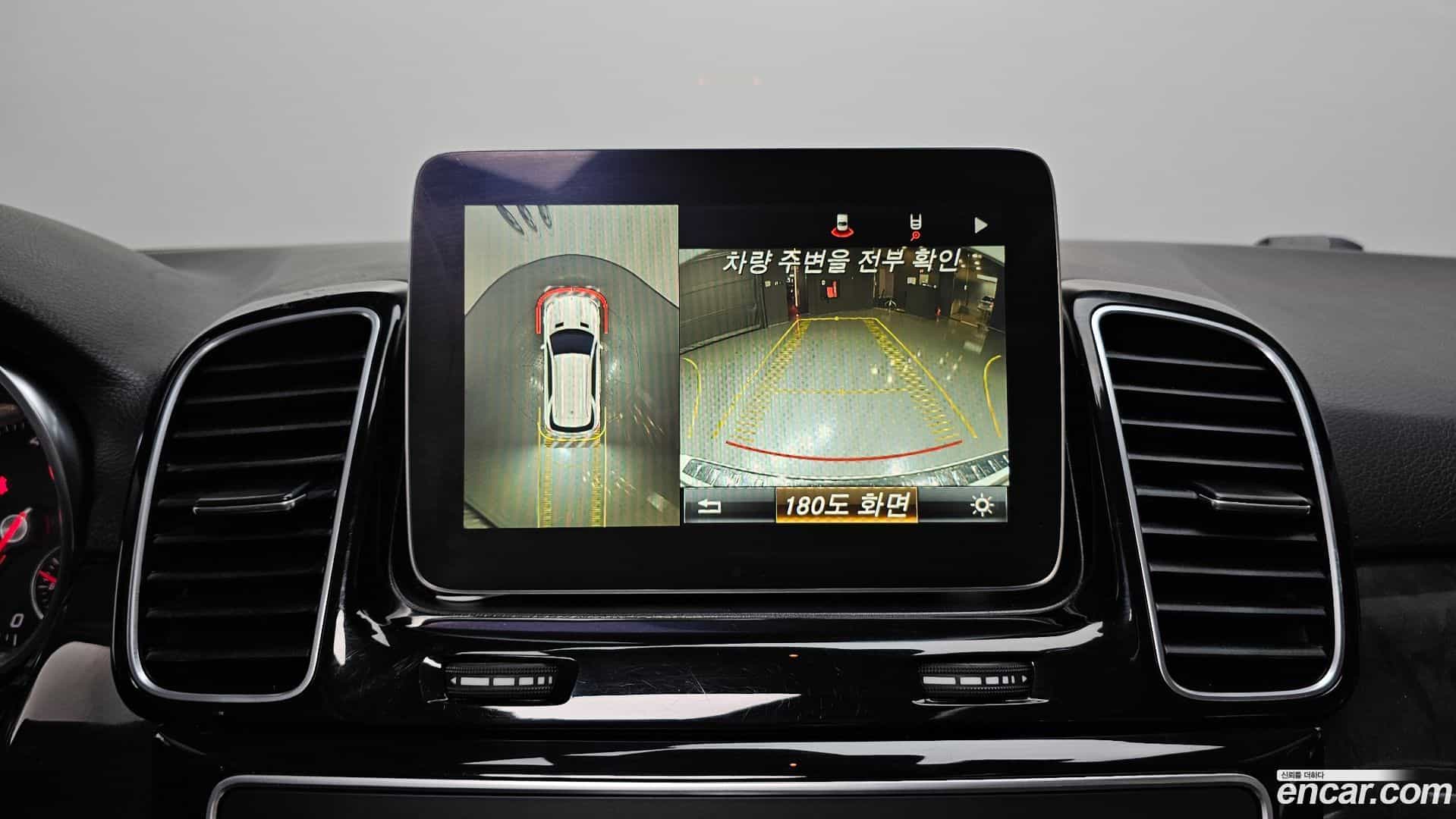 GLE-Class Mercedes-Benz 2017.4-OPTION-019
