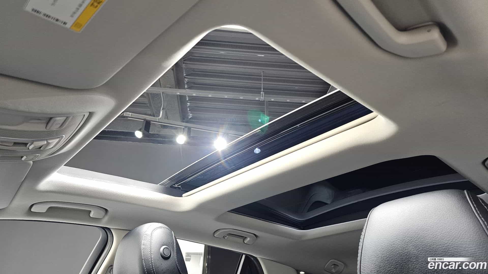 GLE-Class Mercedes-Benz 2017.4-OPTION-023
