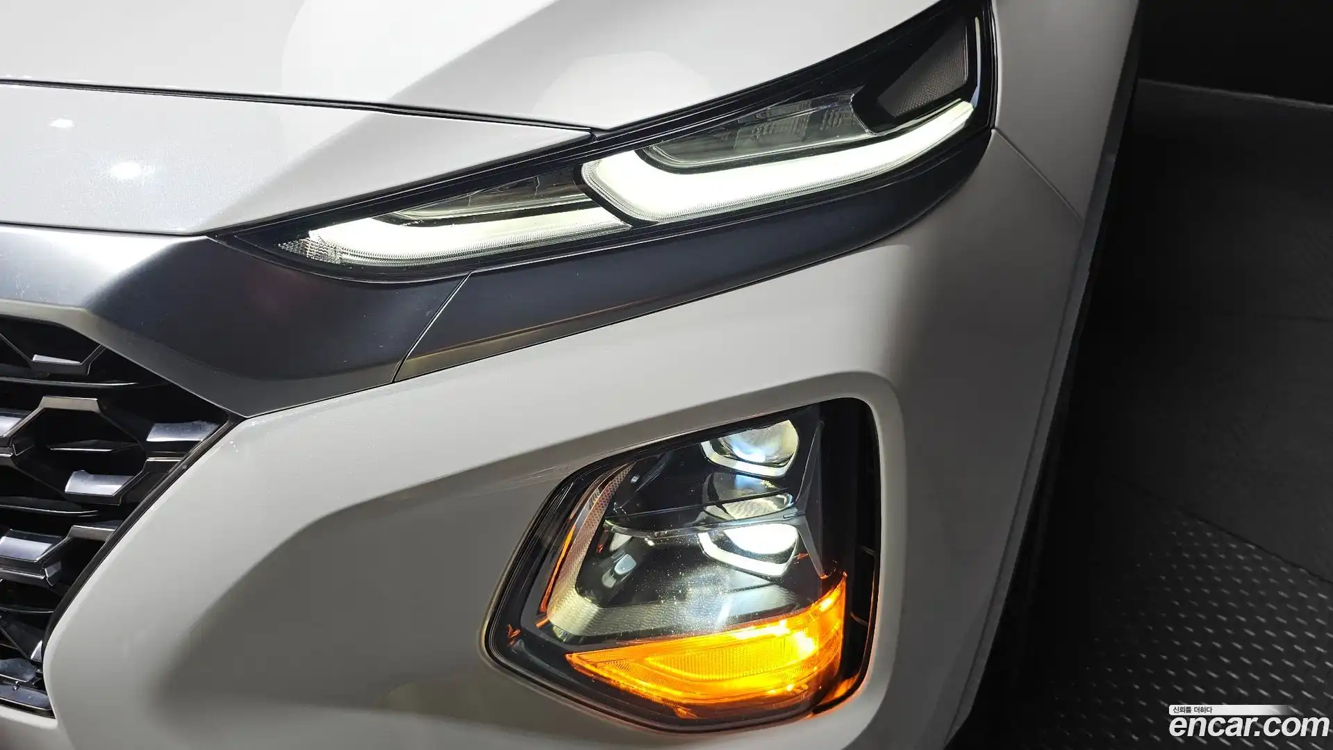 Santafe Hyundai 2019.7-OUTER-032