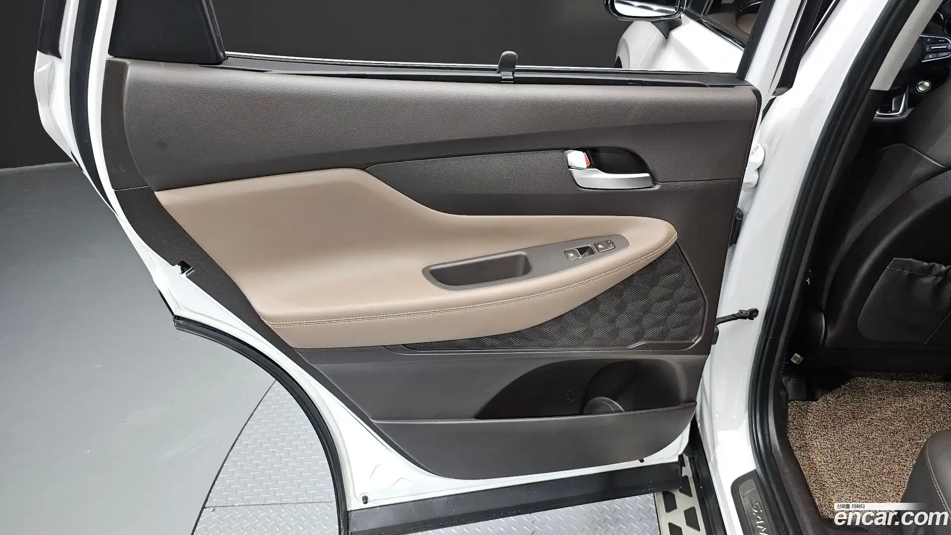 Santafe Hyundai 2019.7-INNER-035