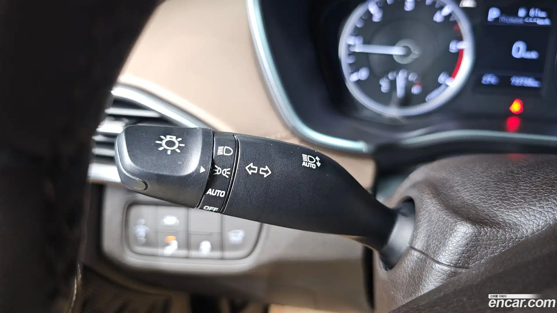 Santafe Hyundai 2019.7-OPTION-043