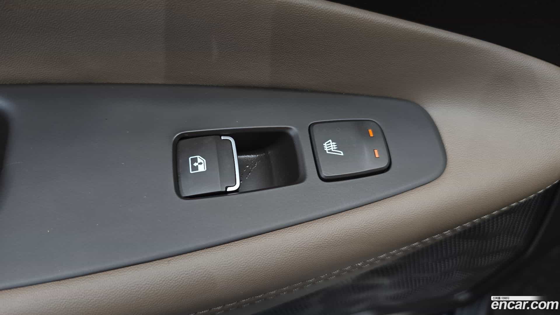 Santafe Hyundai 2022.3-OPTION-040