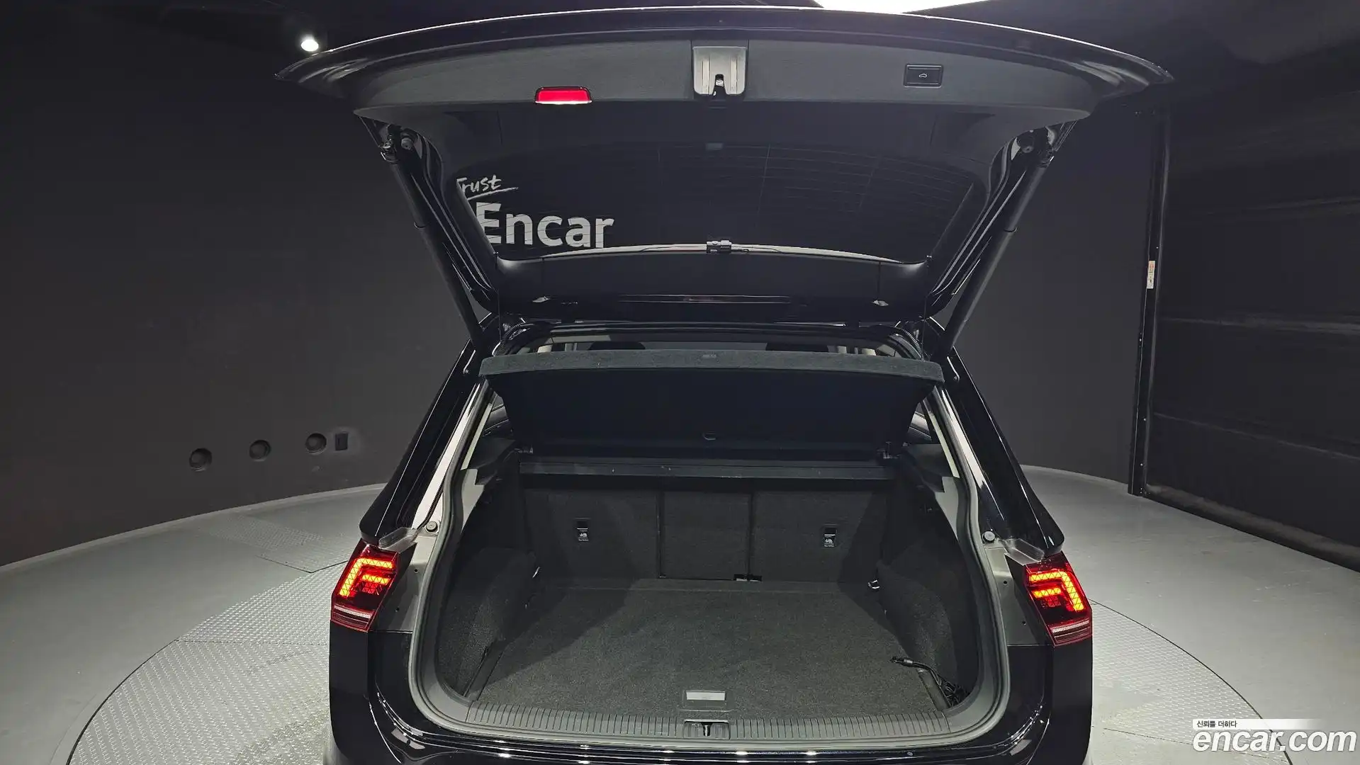Tiguan Volkswagen 2020.2-OPTION-024