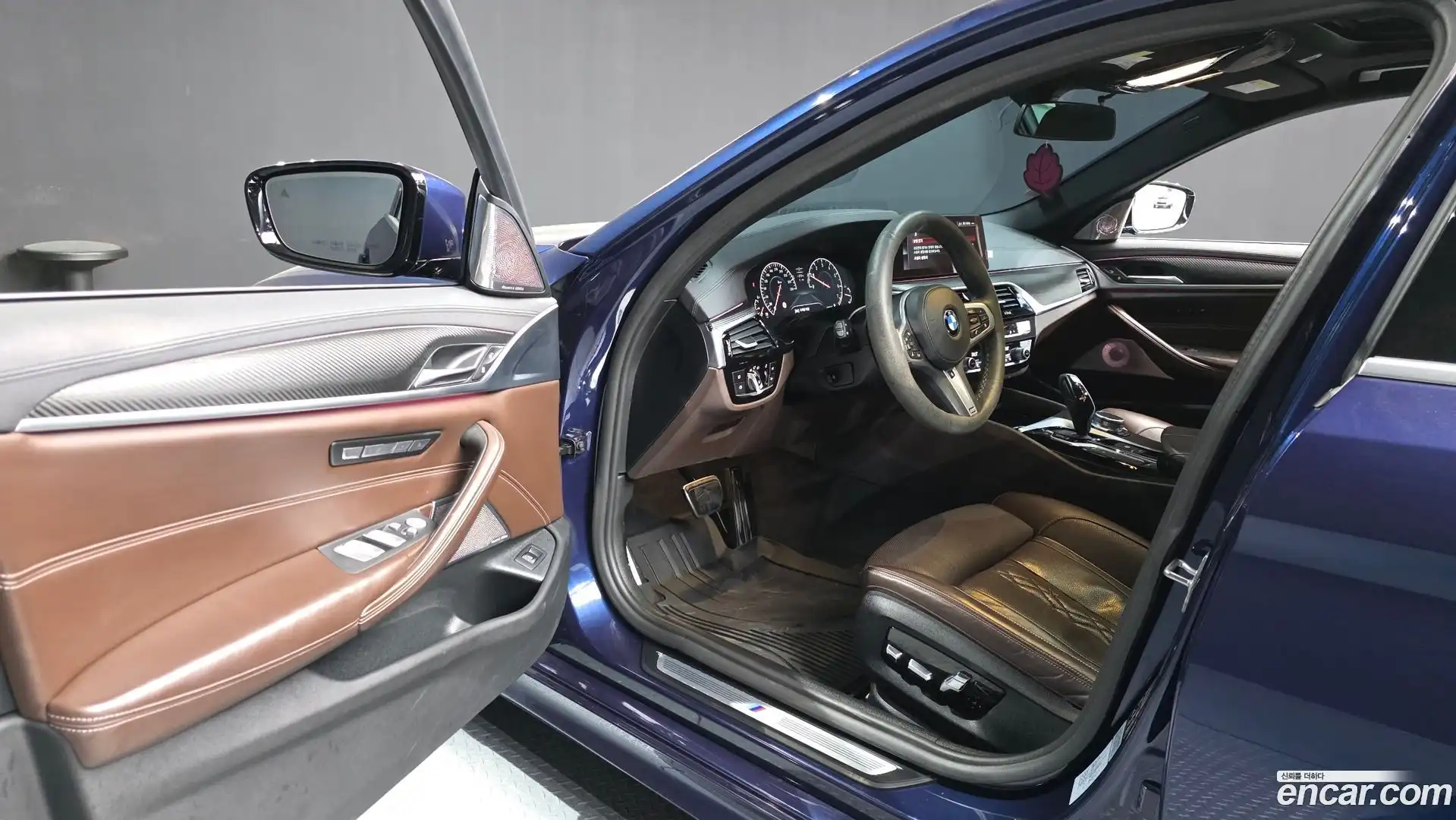 5-Series BMW 2019.7-INNER-010