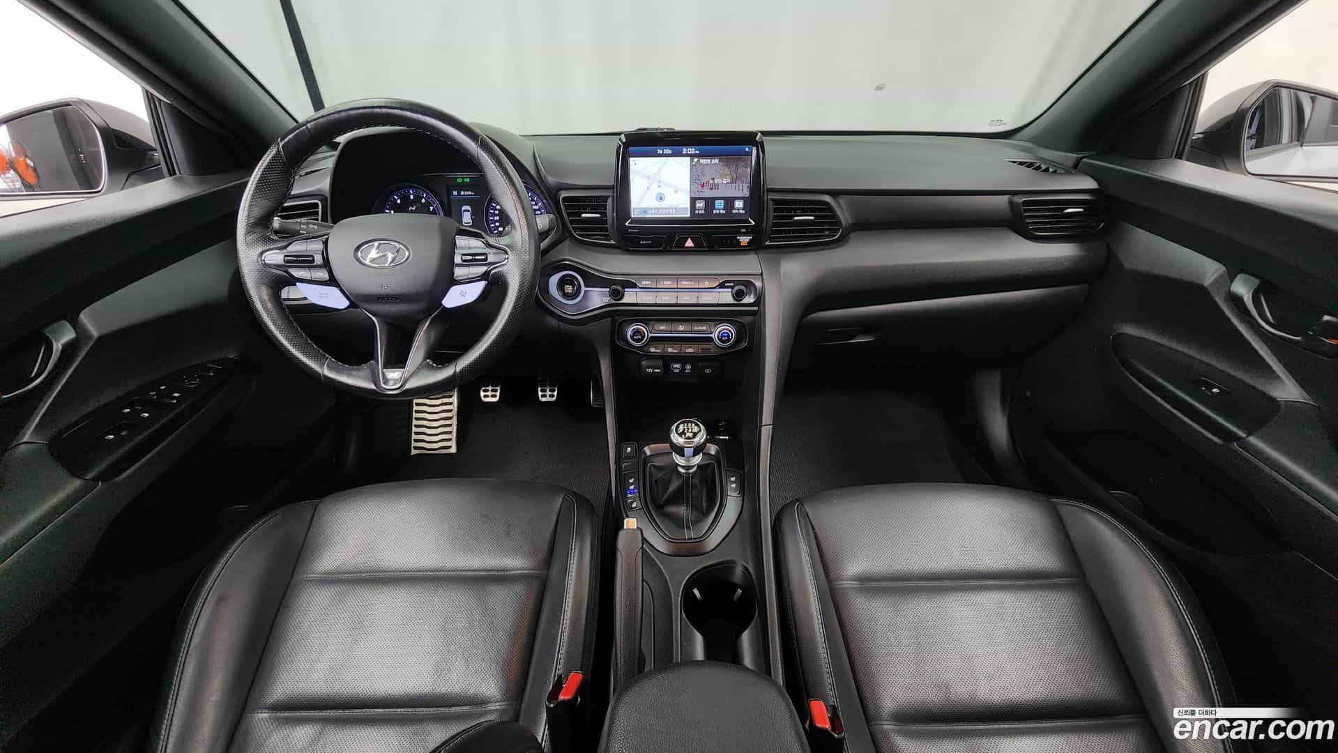 Veloster Hyundai 2018.8-INNER-007