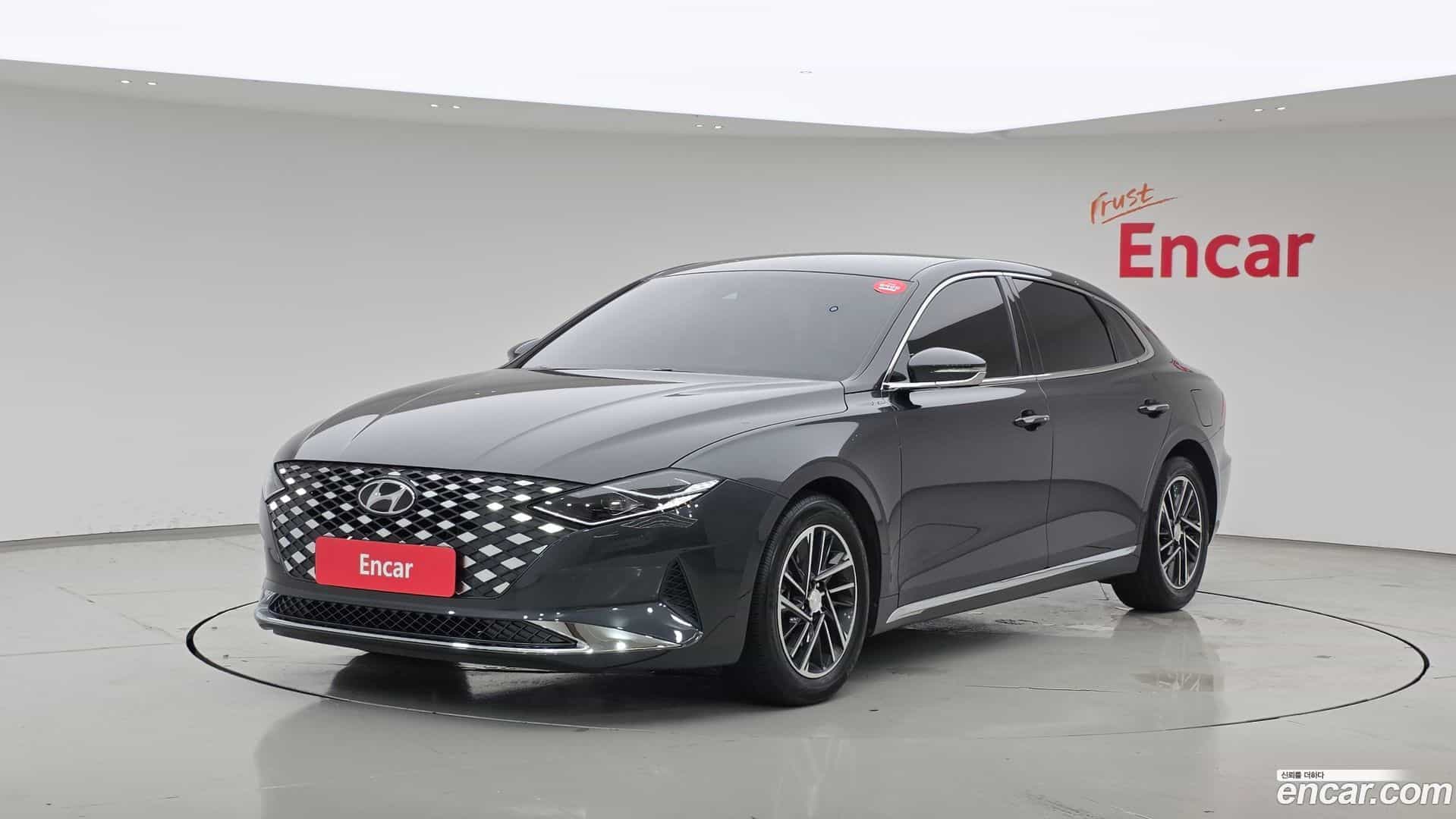Grandeur Hyundai 2020.4-OUTER-001