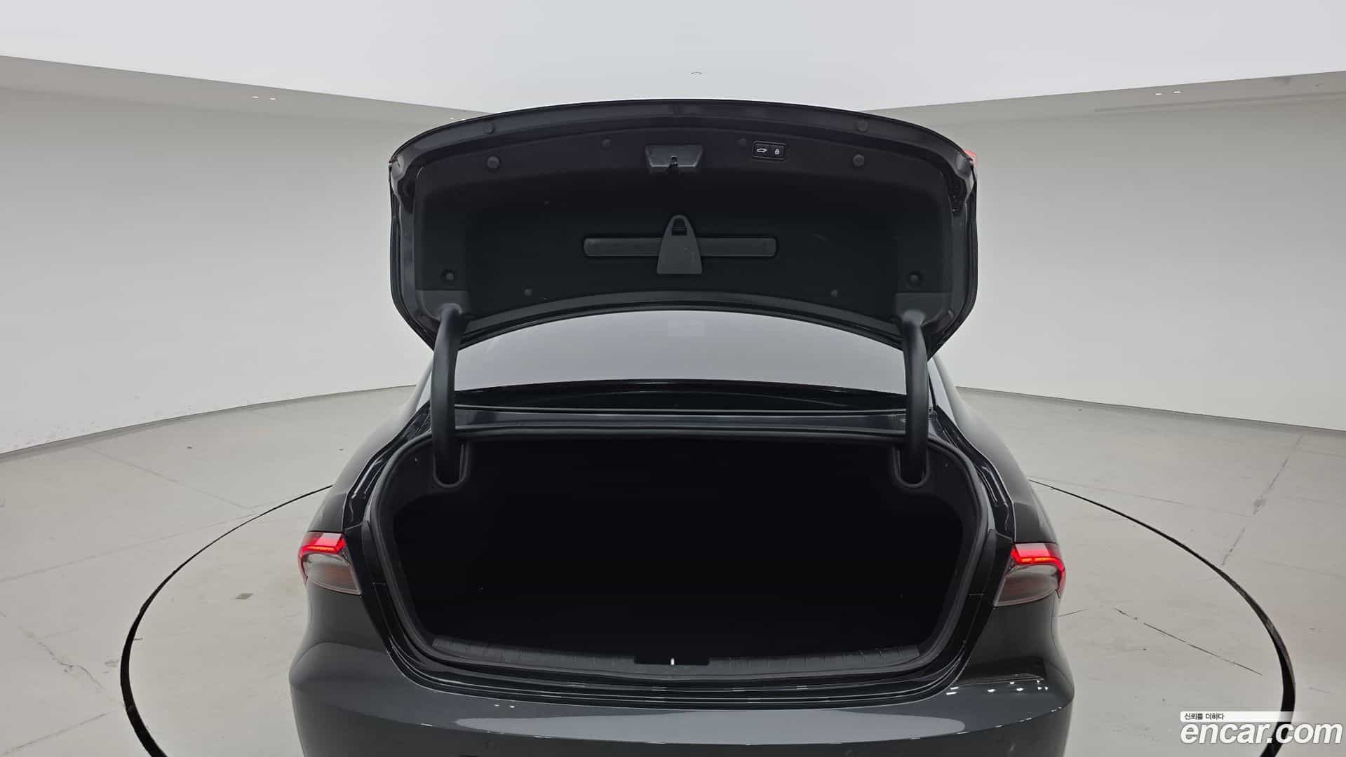 Grandeur Hyundai 2020.4-OPTION-024