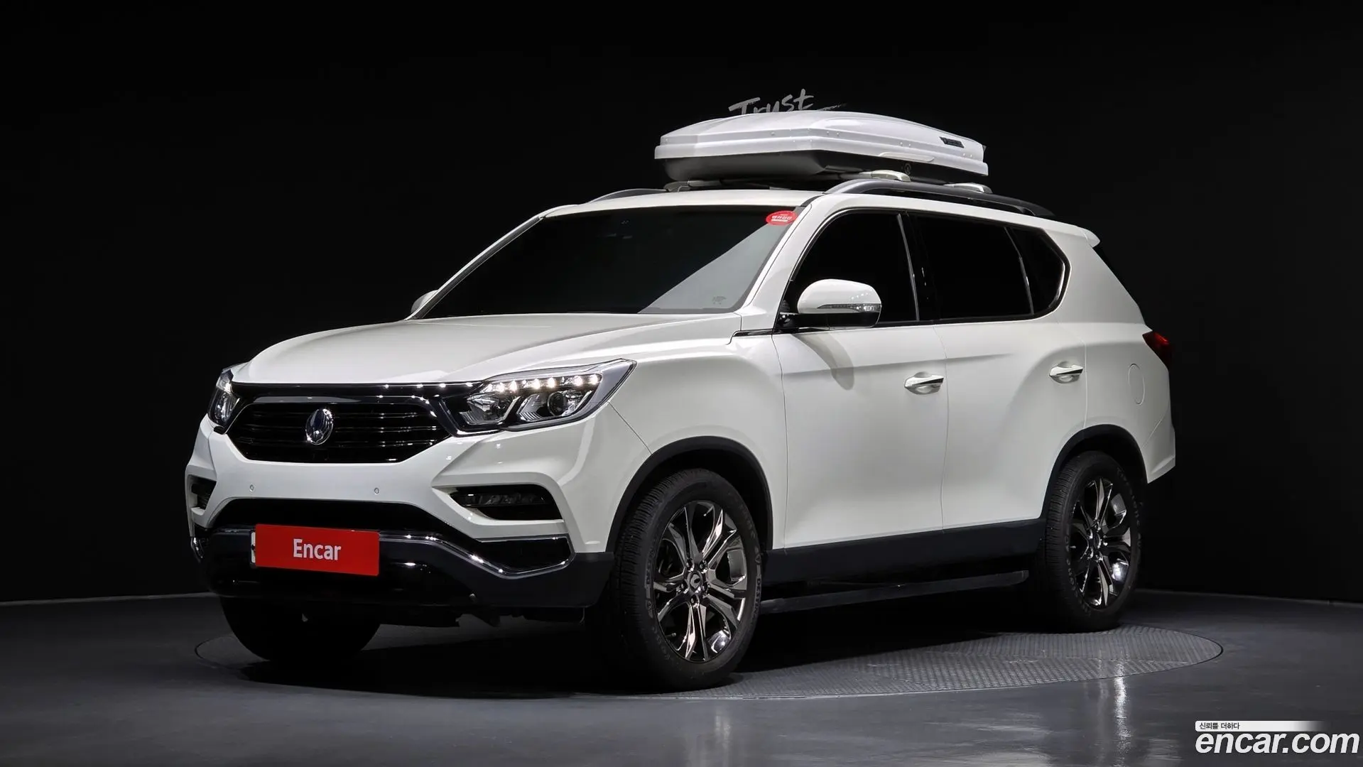 Main__Slider__Photo:Rexton KG Mobility 2017.10-0