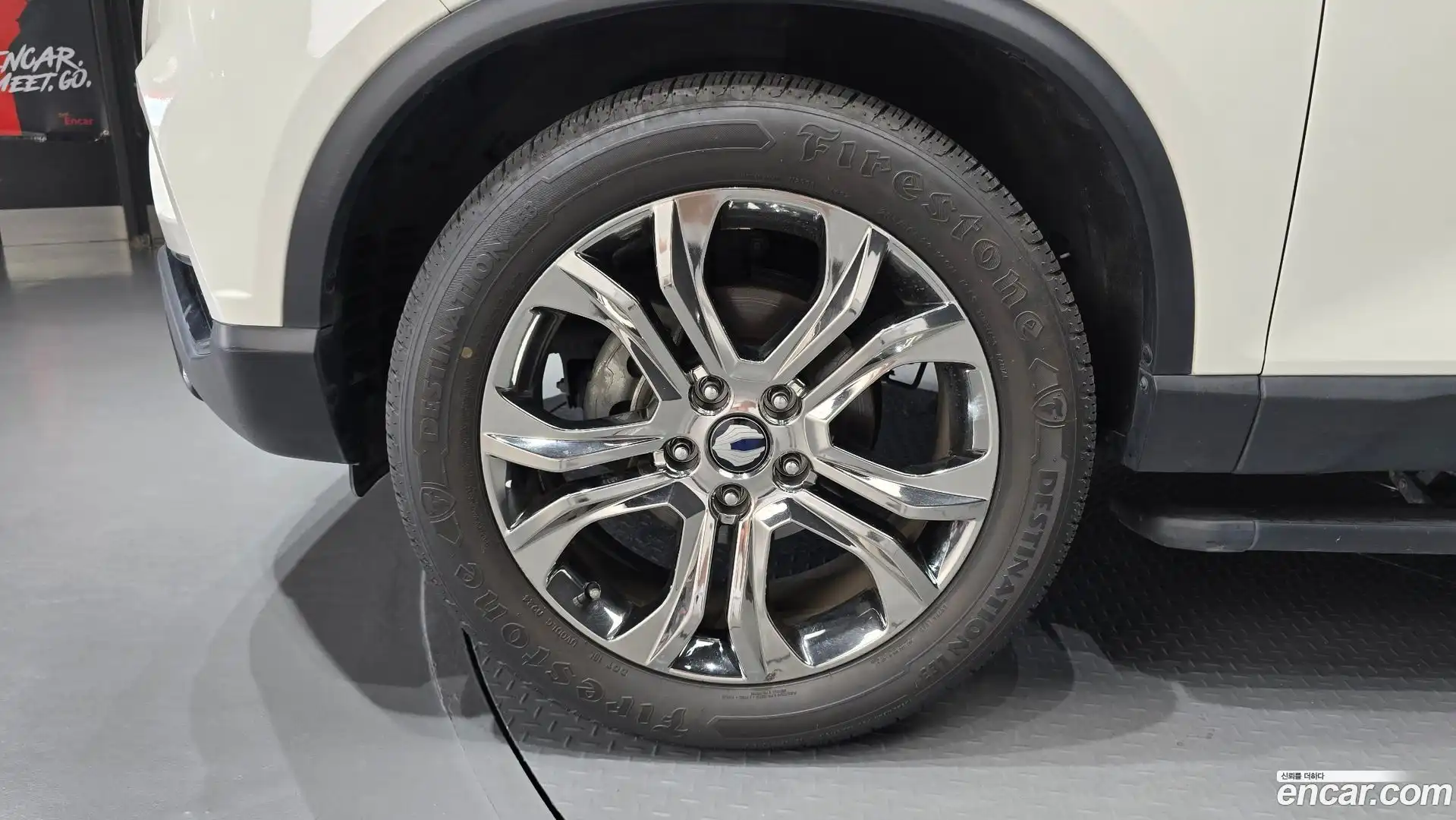 Rexton KG Mobility 2017.10-OUTER-005