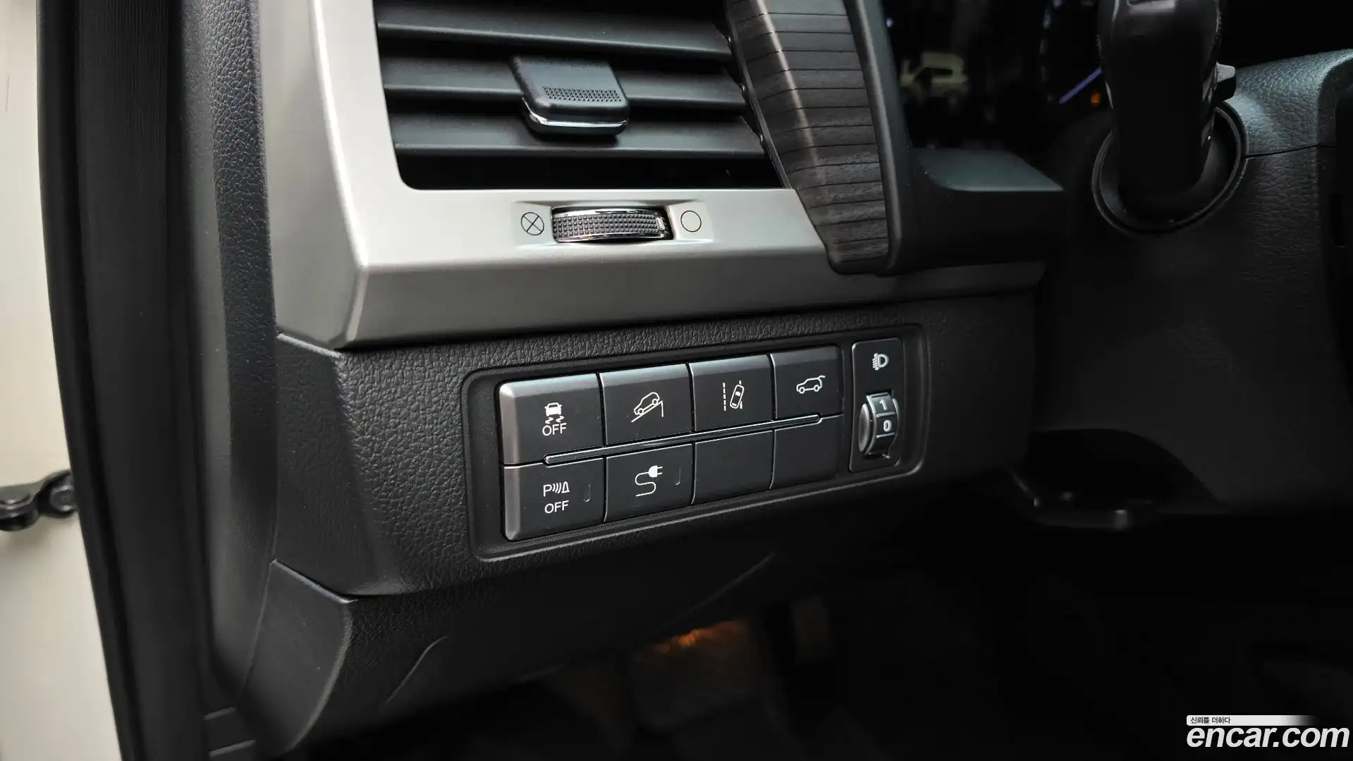 Rexton KG Mobility 2017.10-OPTION-020