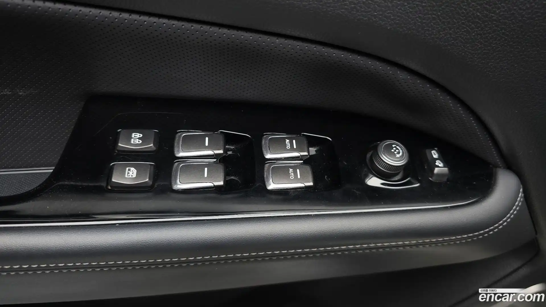 Rexton KG Mobility 2017.10-OPTION-021