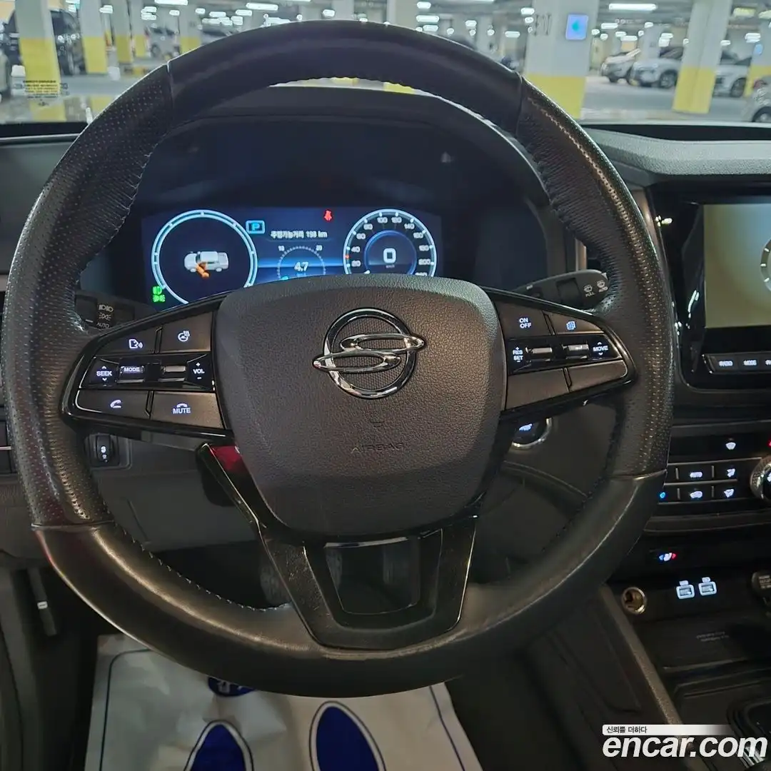 Rexton KG Mobility 2022.2-INNER-009