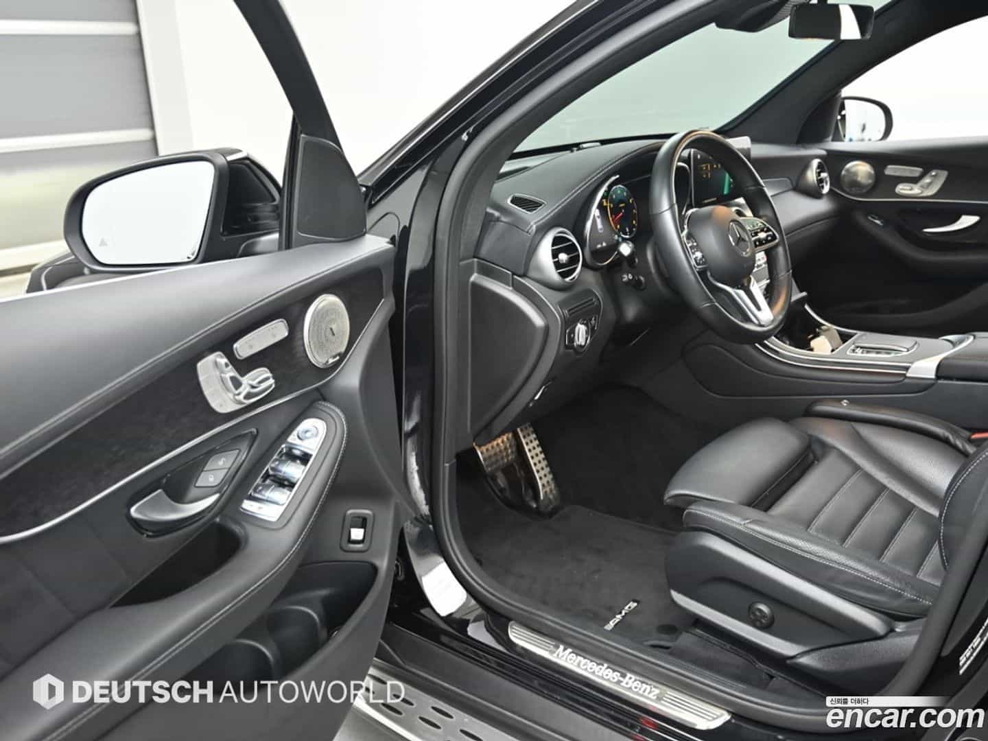GLC-Class Mercedes-Benz 2023.2-OPTION-015
