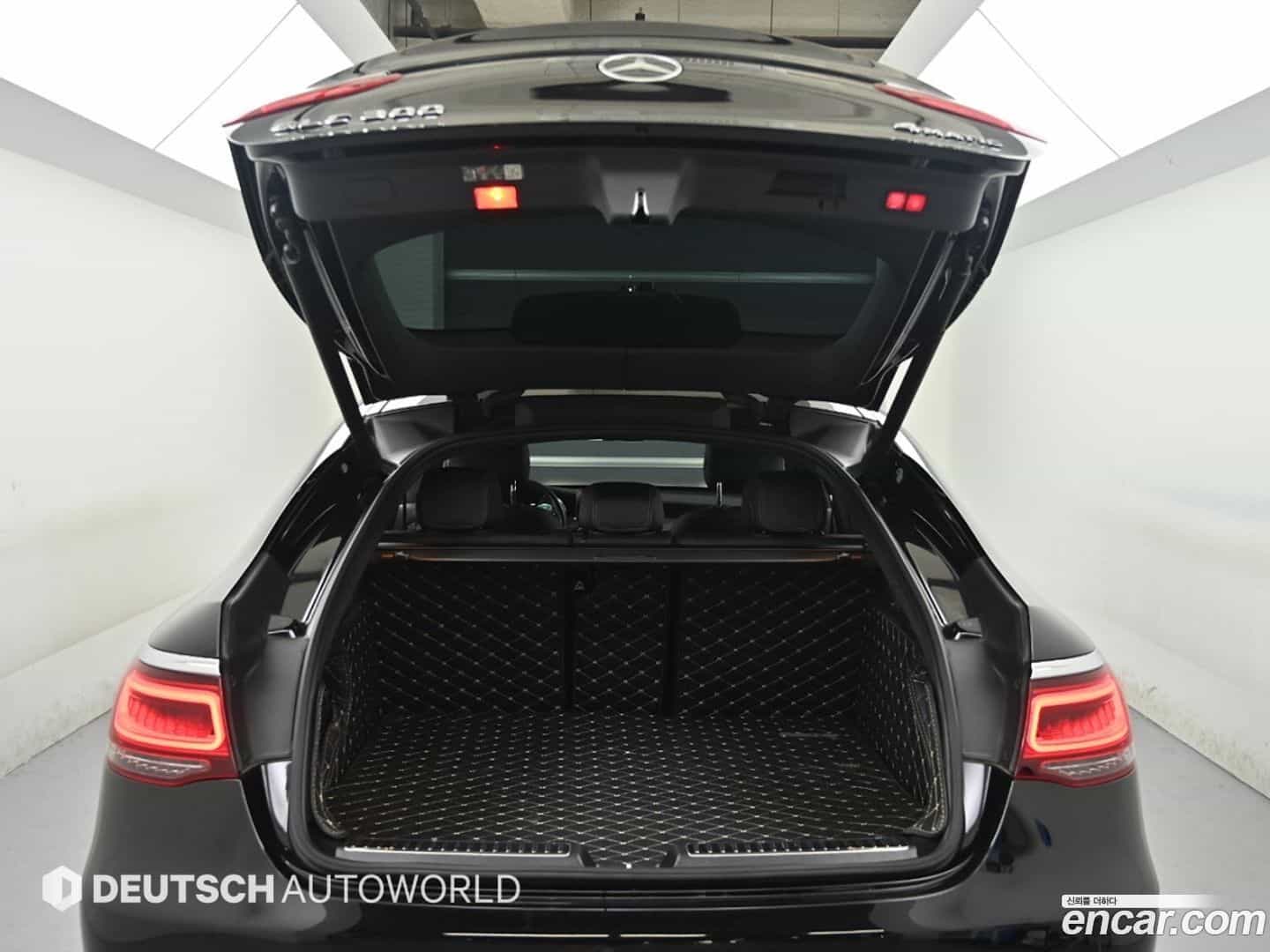GLC-Class Mercedes-Benz 2023.2-OPTION-023