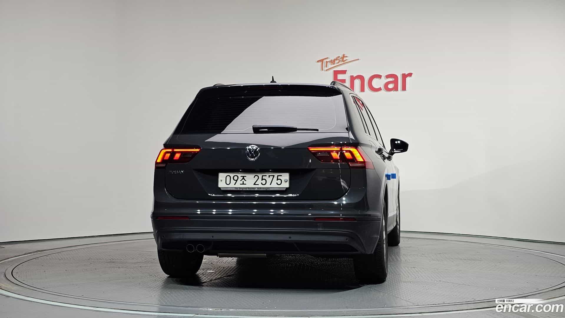 Tiguan Volkswagen 2018.5-OUTER-004