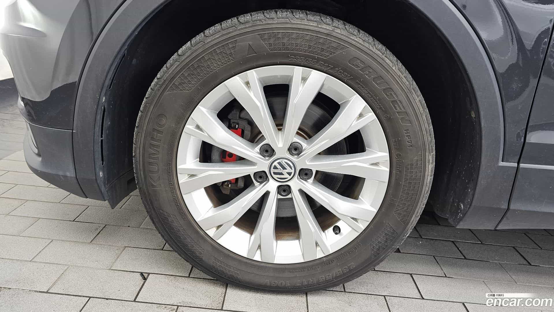 Tiguan Volkswagen 2018.5-OUTER-005