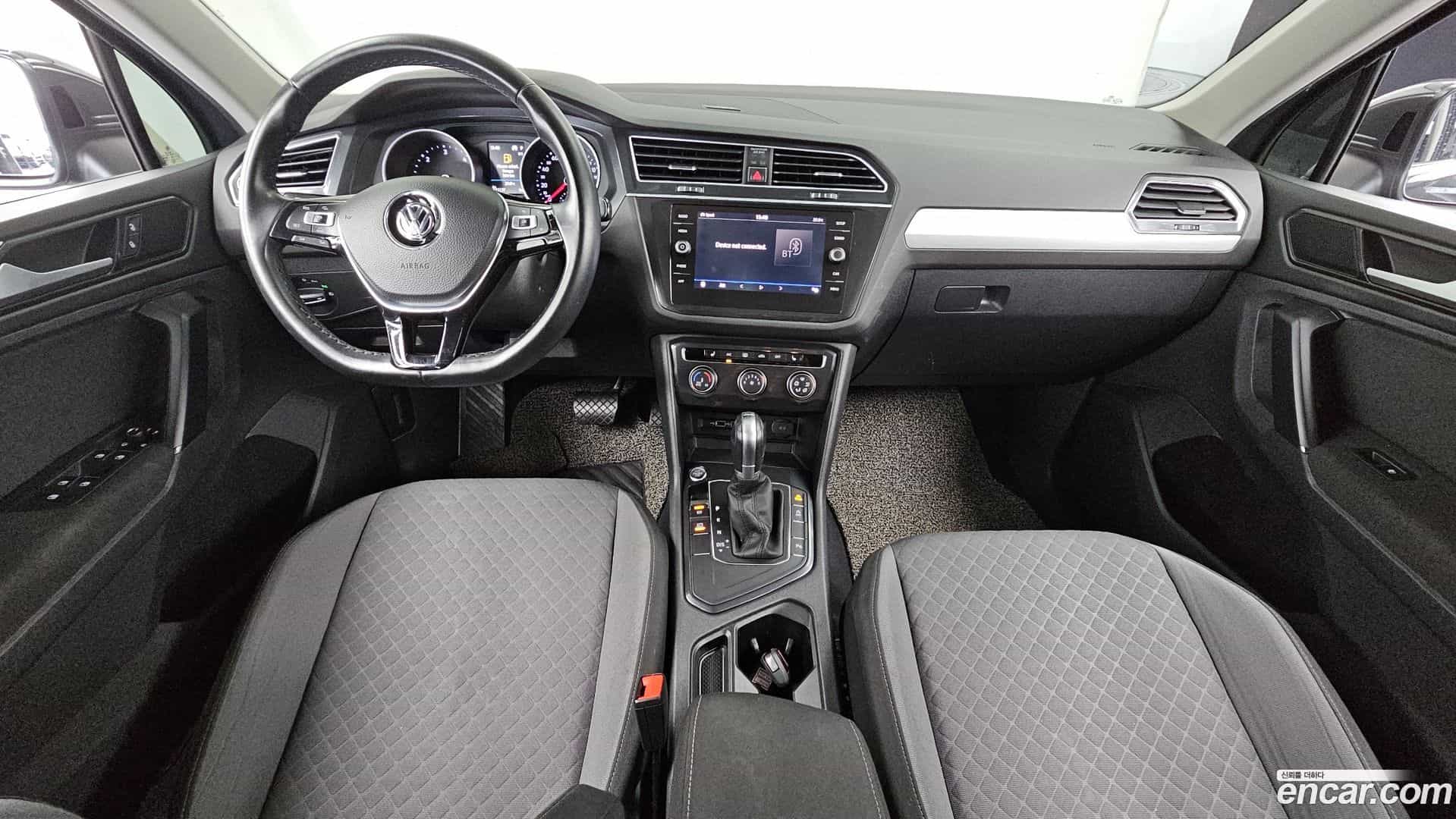 Tiguan Volkswagen 2018.5-INNER-007
