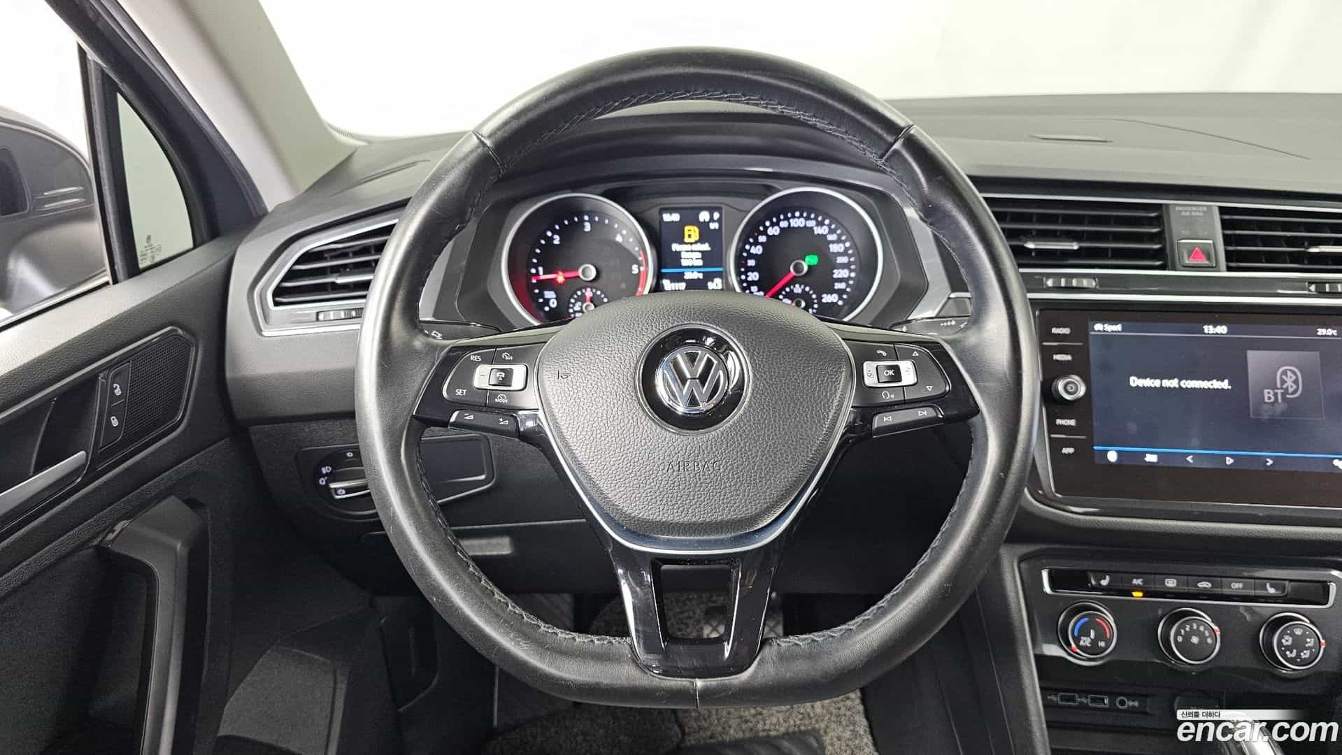 Tiguan Volkswagen 2018.5-OPTION-017