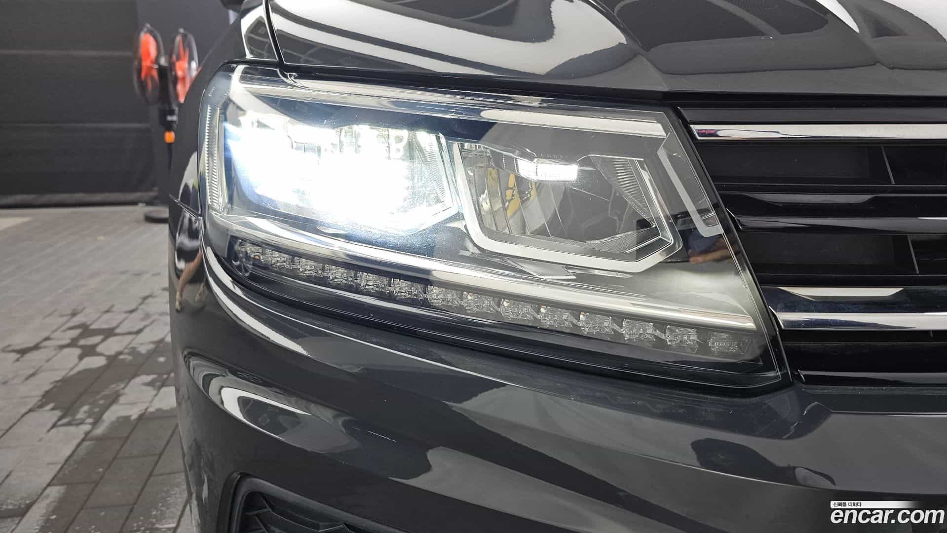 Tiguan Volkswagen 2018.5-OUTER-032