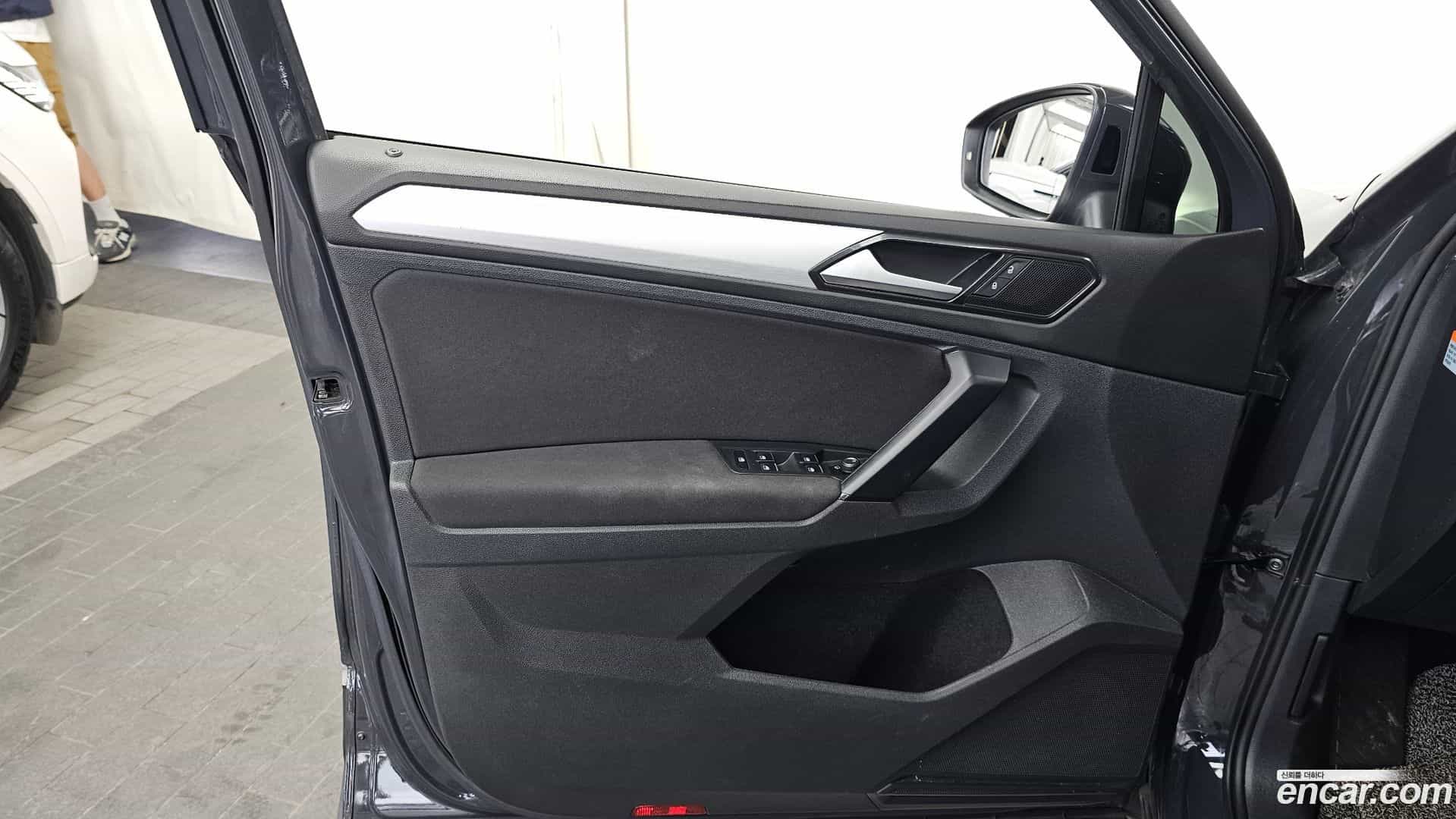 Tiguan Volkswagen 2018.5-INNER-034