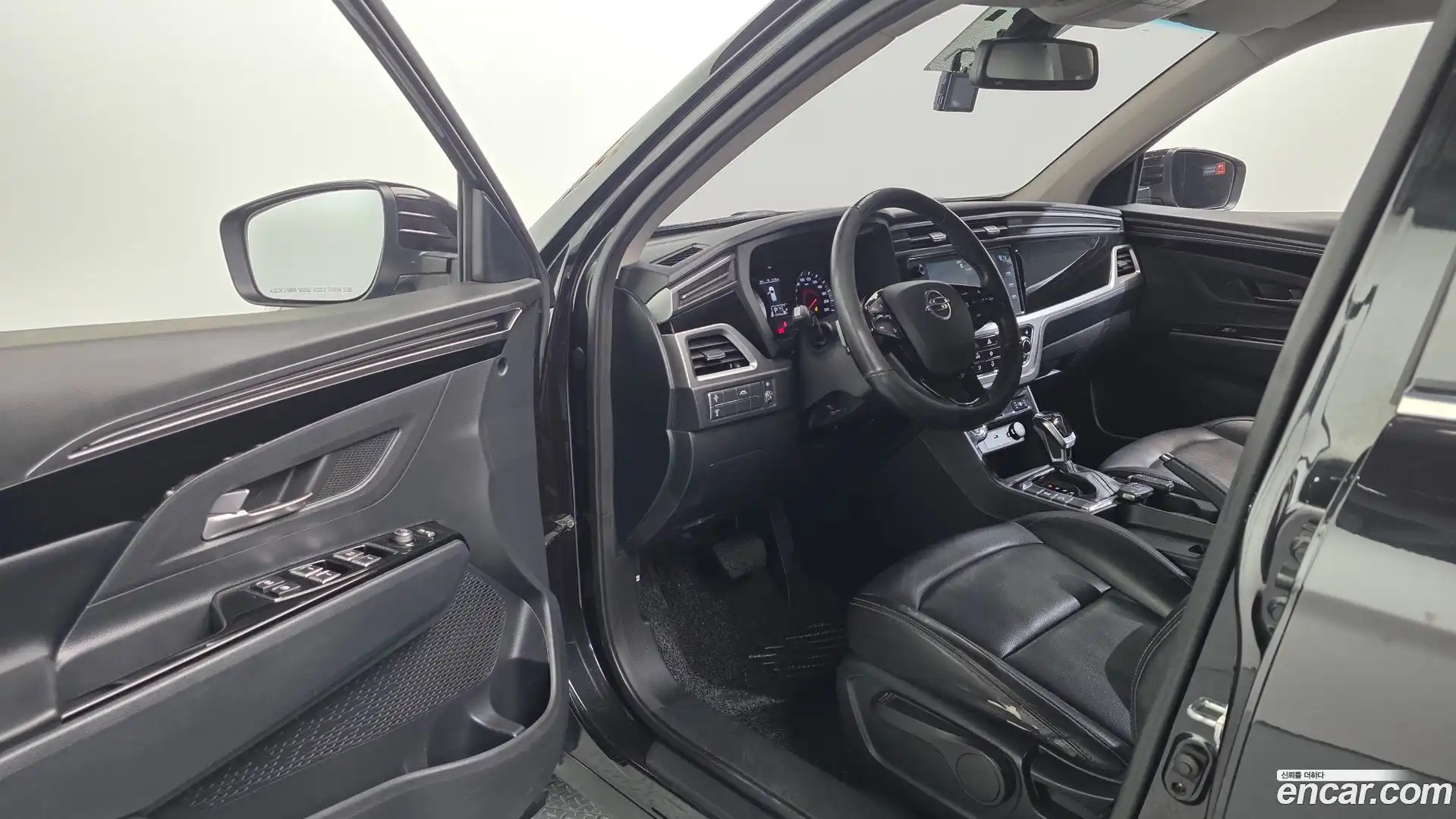 KORANDO KG Mobility 2019.3-INNER-010