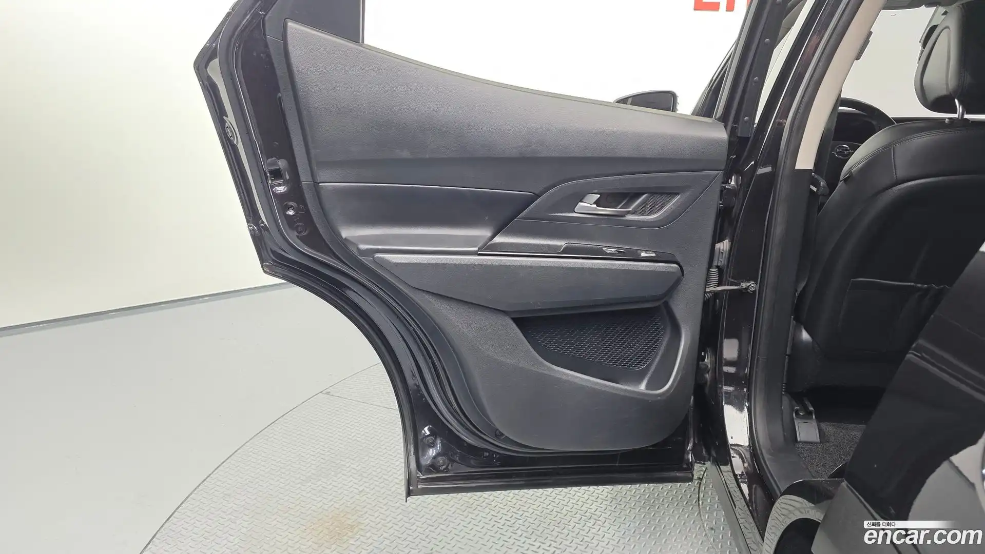 KORANDO KG Mobility 2019.3-INNER-035