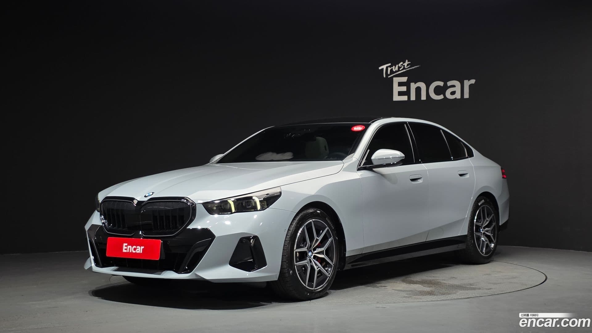 Main__Slider__Photo:5-Series BMW 2025.11-0