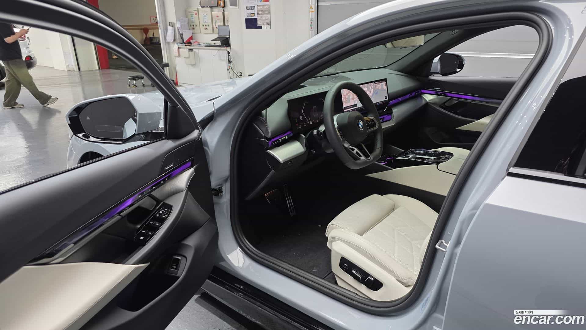 5-Series BMW 2025.11-INNER-010