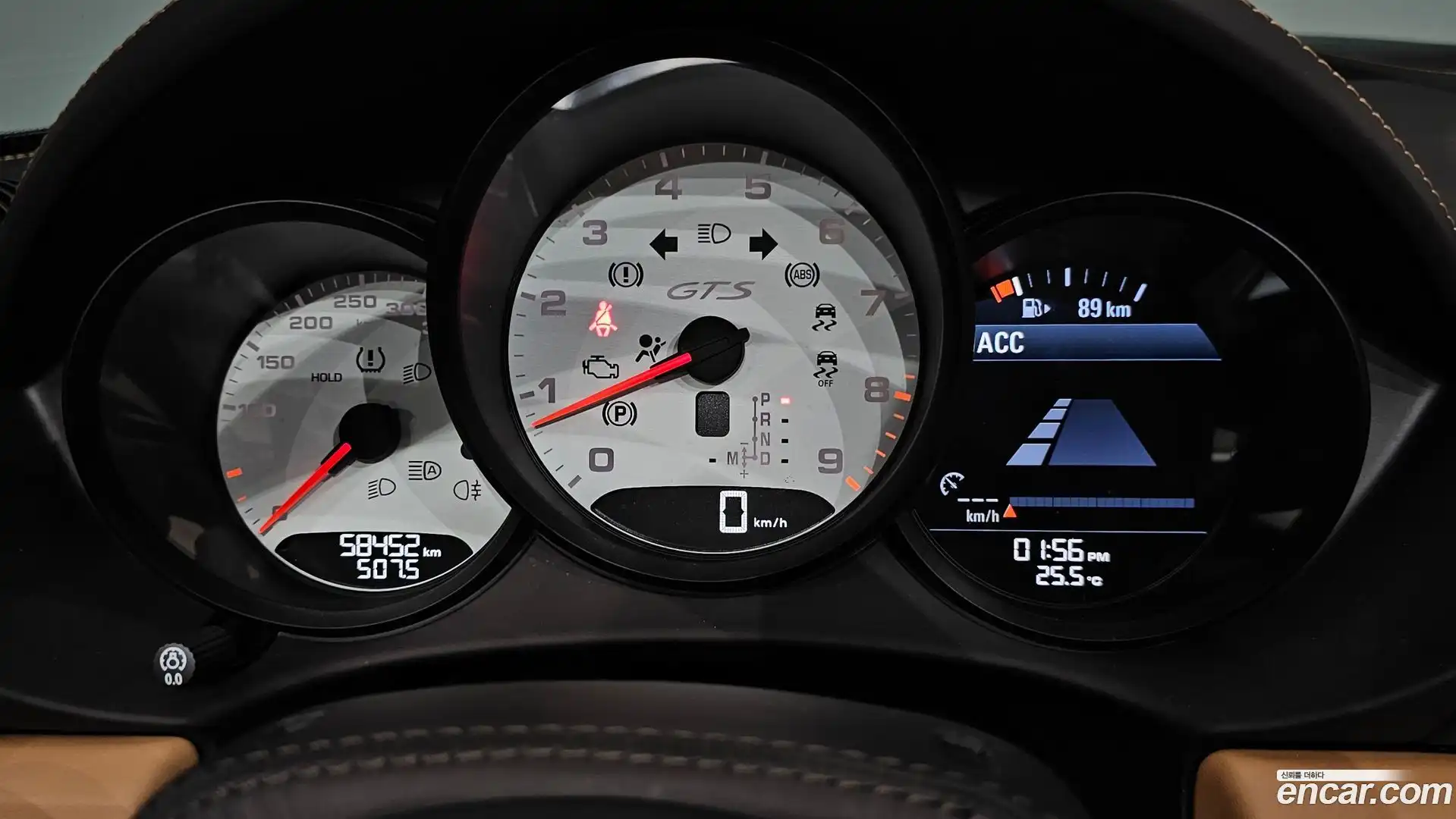 718 Porsche 2021.1-INNER-008