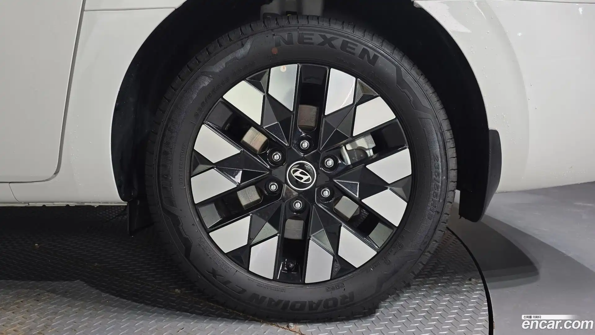 Staria Hyundai 2025.4-OUTER-005